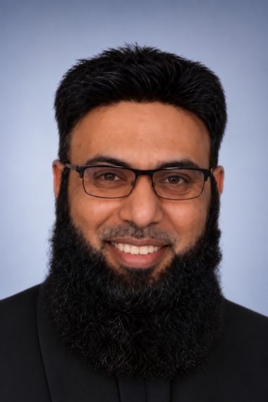 Dr. Muddassir